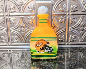 Green Bay Packers Liquor Bottle Light, Packers Lamp, Game Room Decor, Man Cave Decor, Office Decor, Bar Decor, Packers Gift