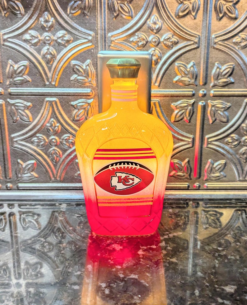 Kansas City Chiefs Liquor Bottle Lamp, Man Cave Bar Decor, Chiefs Fan Gift Crown