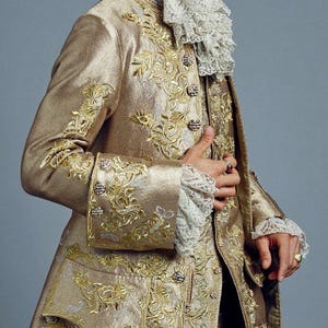 Regal 18th Century Rococo Men’s Costume Baroque Gold Embroidered Tailcoat Suit Mens Rococo Costume Coat French nobleman Venetian Renaissance