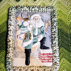 Grüne Vintage MCM Keramik Weihnachten Santa Wandteller oder Tablett