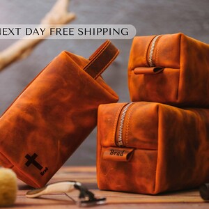Brown Leather Toiletry Bag Men, Handmade Travel Dopp Kit, Wash Shaving Pouch, Toiletry Storage, Custom Groomsmen Engraved Gift, Gift for Him