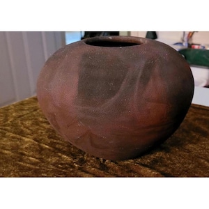 Raku Pottery by Leslie Mitchell Smoke-Darkened Fired Unique Irridescent Details