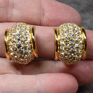 Vintage Swarovski Signed Crystal Rhinestones Pave Huggie Clip Earrings Swan Mark