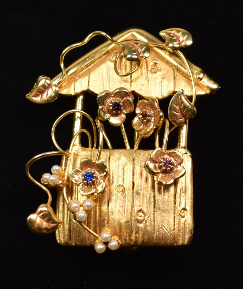 Vintage Floral Wishing Well Brooch Gold tone Faux Pearls and Rhinestone Flowered Wishing Well Brooch Delicate Wire work brooch