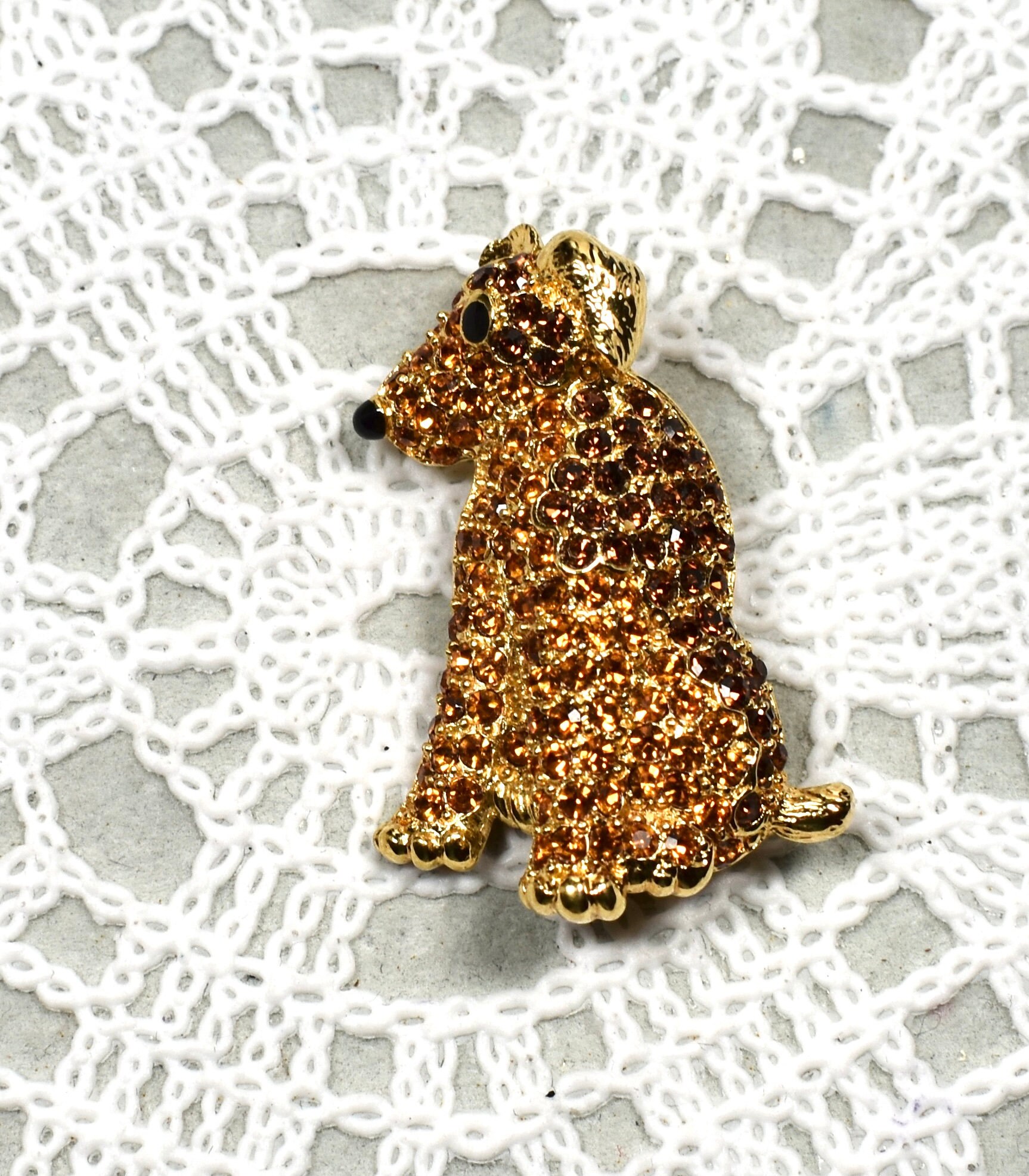 Trifari dog brooch - Etsy 日本