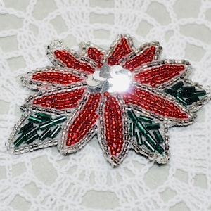 Vintage Christmas holly flower Patch, Hand beaded Flower Patch pin