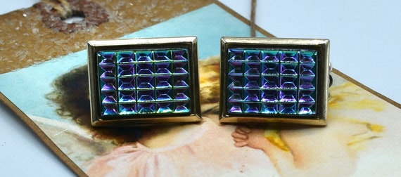 Judy lee iridescent blue green clip glass earrings - image 1
