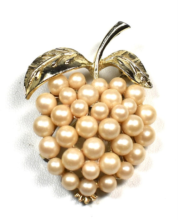 Vintage Faux Pearl Fruit Brooch Pearls in Gold Ap… - image 1