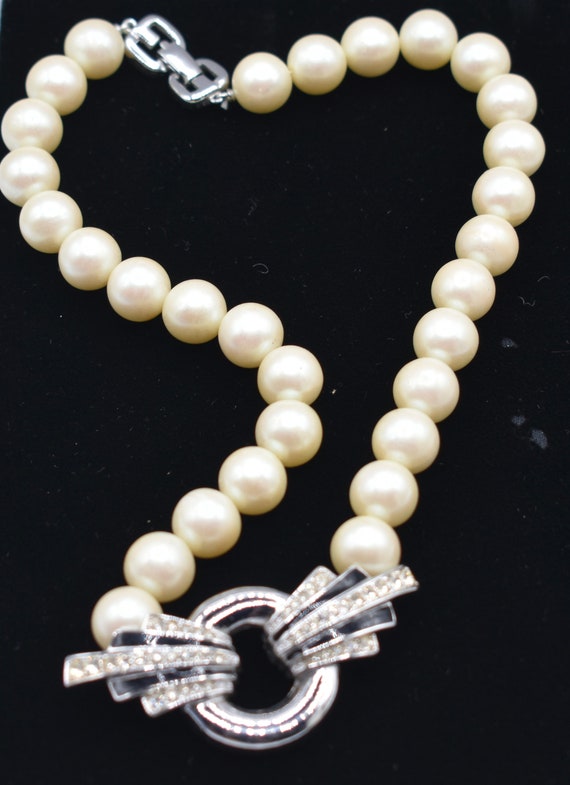 Vintage Givenchy Pearl and Rhinestone Necklace - image 4