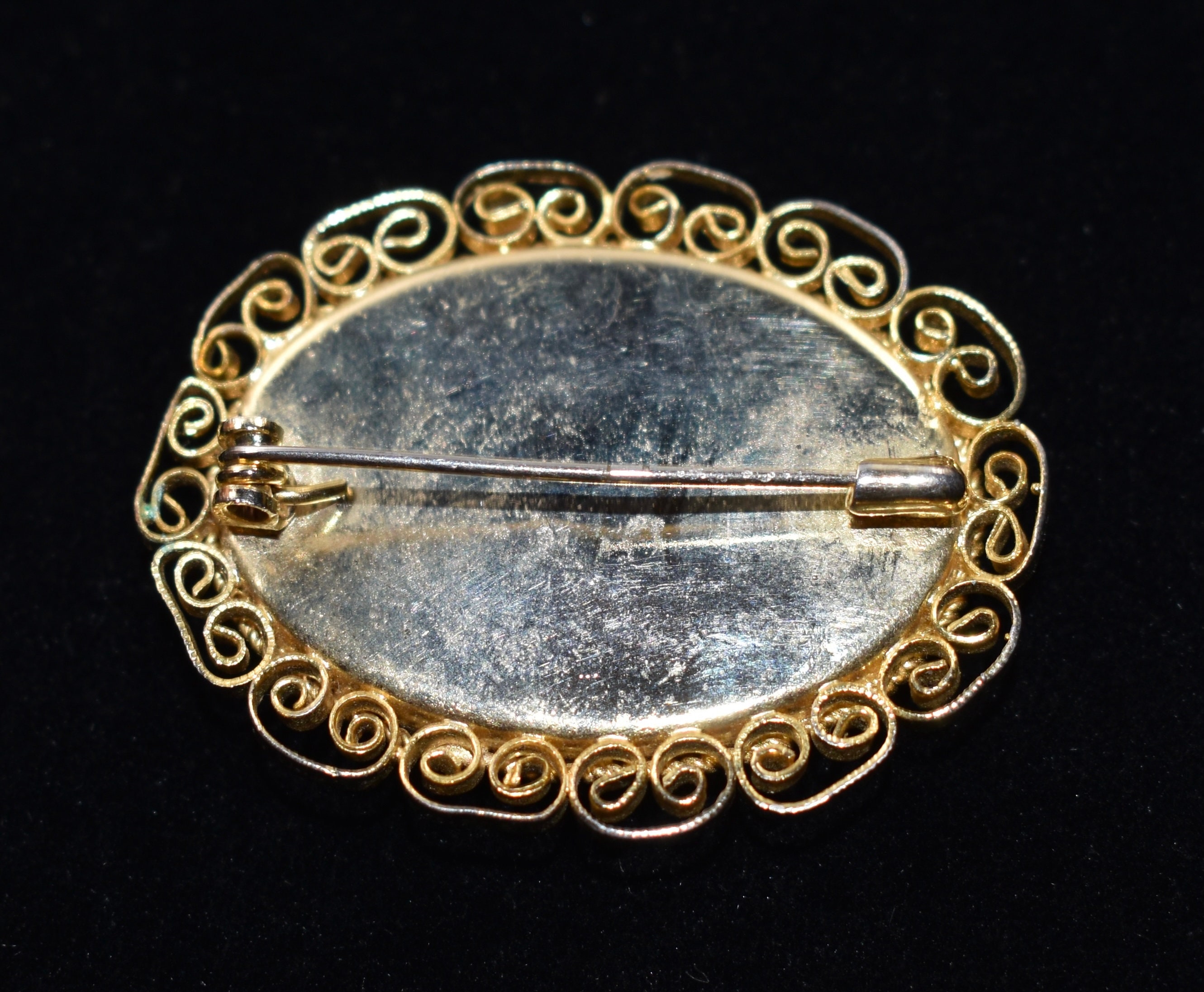 Vintage Amethyst Italian Brooch Gilt 18K Gold Over Sterling