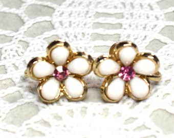 Vintage Floral Screw Back Earrings Pink Rhinestone Gold Tone