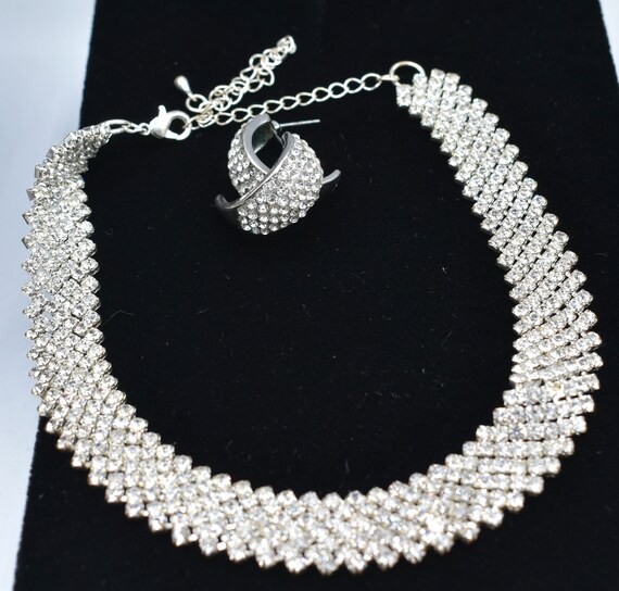 Rhinestone choker and earrings deals