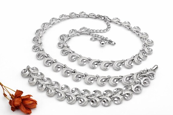 Signed Kramer Silver Tone Scroll Link Necklace Br… - image 2