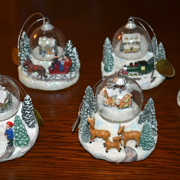 Thomas Kinkade “Joy To The World” Illuminated Ornament Collection