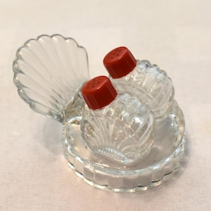 Fantail Turkey Salt and Pepper Shakers Thanksgiving turkey salt and pepper shakers Vintage Thanksgiving