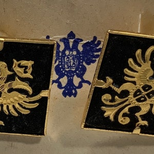 Gemelos de oro de 24 quilates Damasquinado Toledo España Falcon Hermoso diseño en tarjeta nunca usado (ORO DE 24 Quilates) lo que significa que es Oro de 24 quilates
