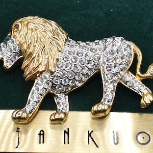 NIB JANKUO Rhinestone Cat Lion Brooch Clear Rhinestone Face with Golden Rhinestone Body Cat Pin Brooch