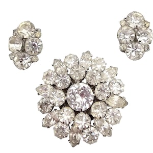 Vintage Weiss clear rhinestone brooch and earrings