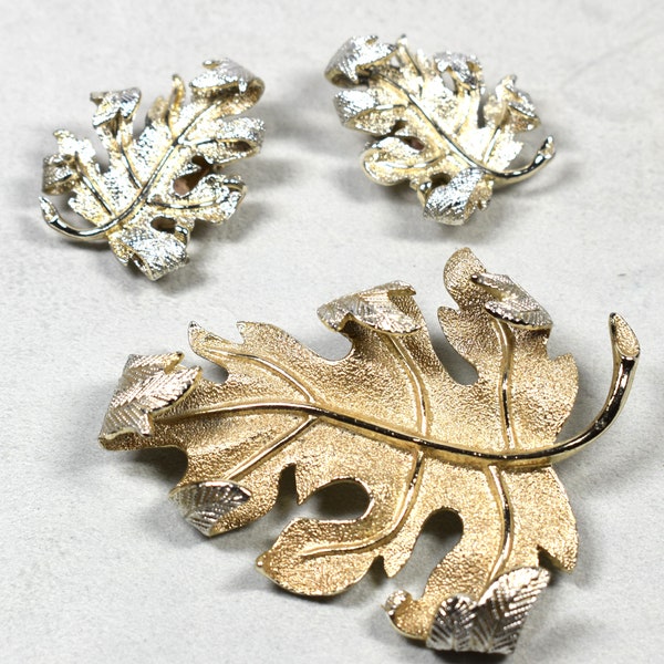 Vintage Sarah Coventry 1962 Windfall Large Turning Leaf Brooch and earrings Fall Autumn