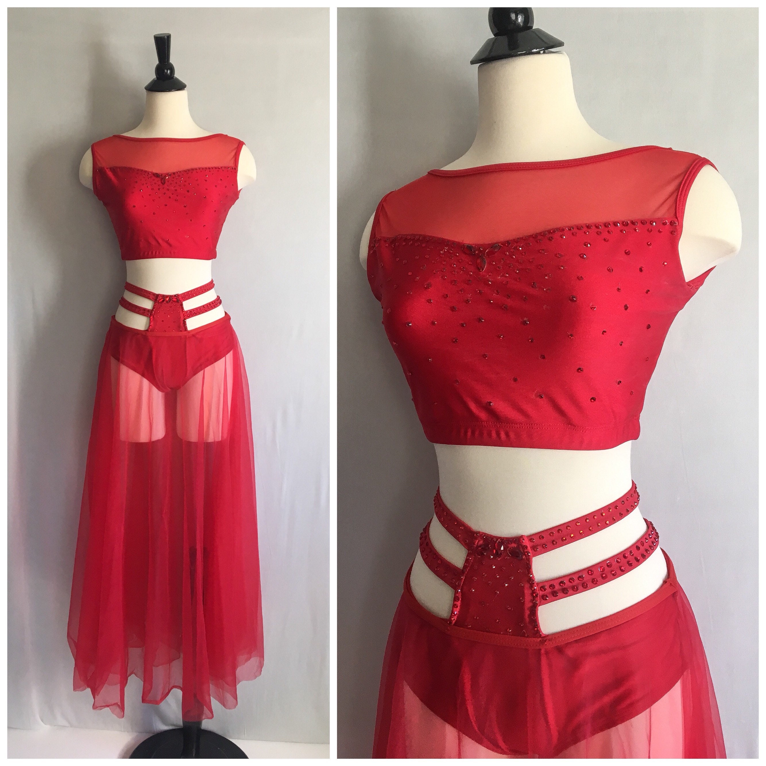 red lyrical costume