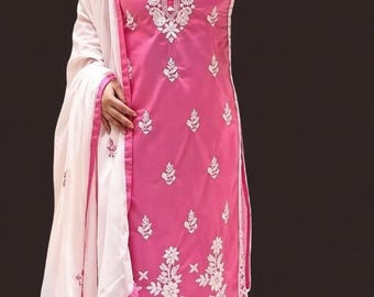 Pantalón Chikankari Kurta floral rosa de algodón puro de 3 piezas con conjunto Dupatta talla grande