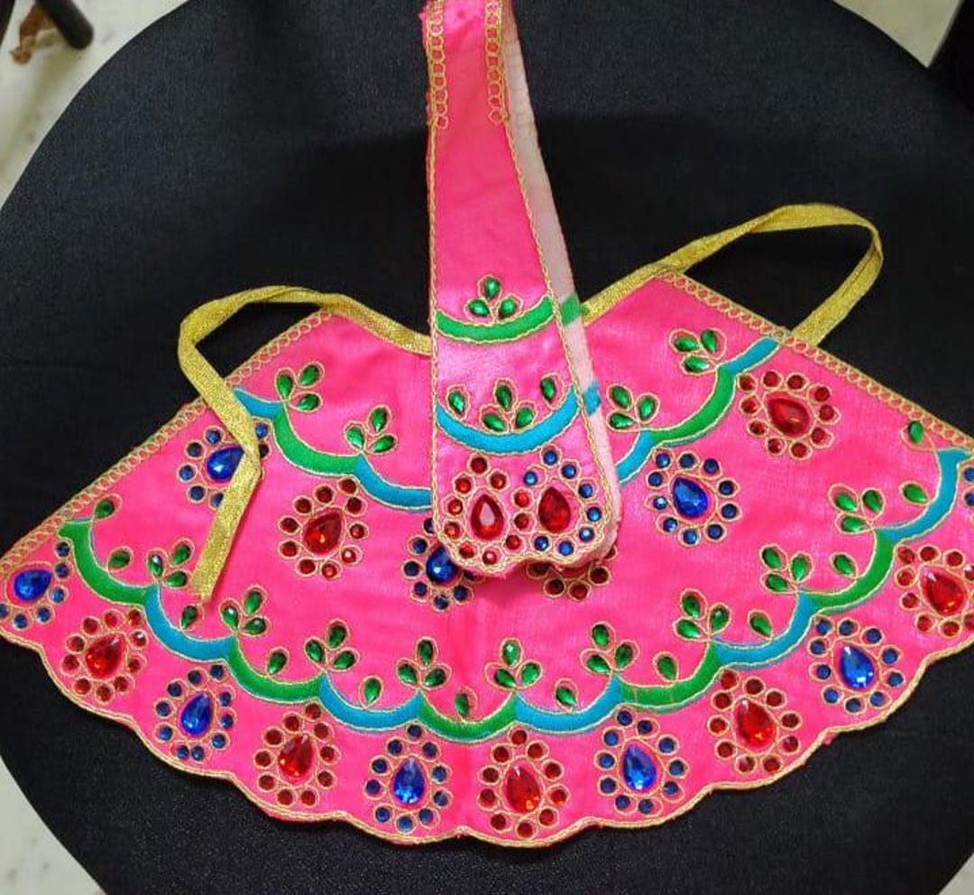 1 Pcs Navratri Puja Special Traditional Decorative MATA Rani Pohsak ...