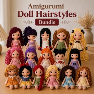 Puede incluir: Una colección de quince muñecas amigurumi de ganchillo con diversos colores y estilos de cabello, vistiendo varios vestidos y conjuntos de colores. La imagen presenta el texto 'Amigurumi Doll Hairstyles Bundle' en la parte superior en letras rojo oscuro.