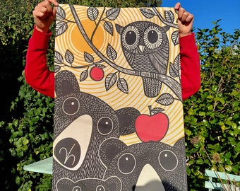 Cotton Tea Towel, Bear Family and Owl, linocut, linoprint, Kat Lendacka