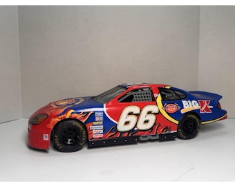 Darrell Waltrip Big Kmart/ Route 66 Victory Tour 2000 NASCAR 1:24 Action Diecast