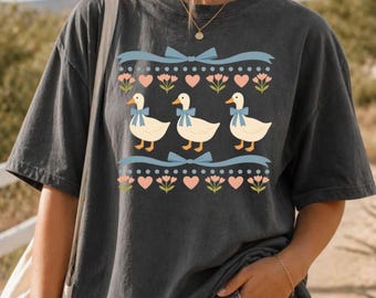 Comfort Colors® Vintage Goose Shirt, Funny Blue Ribbon Goose Tee, Retro Goose Graphic T-Shirt, Cute Farm Animal Shirt, Cottagecore Gift