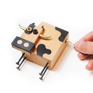 Cow Shaped Wooden Music Box Gift For Baby Shower Kawaii Hand Crank Music Box Birthday Gift Handcrafted Cow Music Box For Farm Animal Lovers