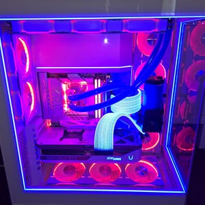 Specialbyggda speldatorer, byggda av en lurvig!