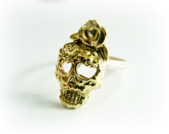 Sugarskull ring gold and silver - Day of the Dead ring - Skull sterling silver - Skull ring gold - Flower skull ring - Skinny skull ring