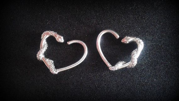 Heart Daith Piercing Daith Piercing 16g 14mm Snake Daith Piercing Daith Piercing Sterling Silver Daith Piercing Gold Plated Etsy Canada