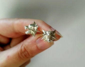 School of Wolf Studs - White Wolf Studs - Geralt Cosplay Earrings - Gift For Him - Gift Boyfriend - Silver Wolf Studs - Wolf Head Studs