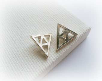 Legend of Zelda Triforce Earrings - Trianlge silver studs Earrings - Sterling silver unisex studs - men geometric studs - Zelda Earrings