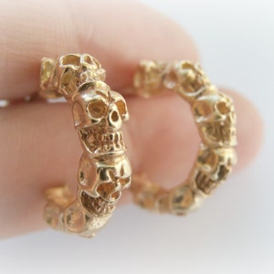 Gold Skull Studs - Halloween Skull Jewelry - Skull Studs - Metalwork Skull Studs - Tiny Skull Studs - Men Jewelry - Unisex Jewelry