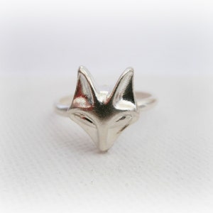 Silver Fox Ring - Fox Head Ring - Fox Stacking Ring - Fox Jewelry - Forest Animal Jewelry - Naturalist Gift - Kitsune Ring - Spirit Animal