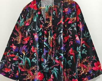 Kimono de terciopelo con estampado de pájaros negros: chaqueta de algodón india