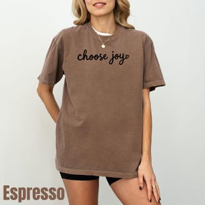 Välj glädje-tröja, Välj glädje-t-shirt, Välj glädje, inspirerande citat-tröja, kristen gåva, inspirerande tröja, religiös tröja