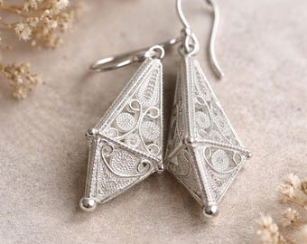 Mother’s Day gift. 950 Silver Filigree Earrings, Handmade Peruvian Artisan Drop Jewelry