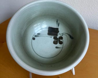 vintage Ron Carson studio art pottery bowl 6.5” diameter x 3” tall celadon porcelain wheel thrown with floral decoration signed