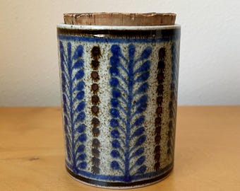vintage Topferei Massemuhle Wagner speckled stoneware ceramic jar canister 4.5” tall rustic hand painted MCM mid-century modern West Germany