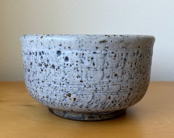 vintage Robert Sperry footed bowl 6.5” x 4“ tall blue speckled glaze incised lines MCM mid-century modern PNW studio art pottery signed 1954