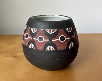 vintage Lapid Israel small vase plant pot 3.5” tall black with brown and white incised decoration geometric pattern MCM mid-century modern