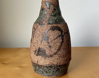 vintage studio pottery vase 7“ tall rustic tan brown and green highly textured with gestural marks MCM mid-century modern retro style signed