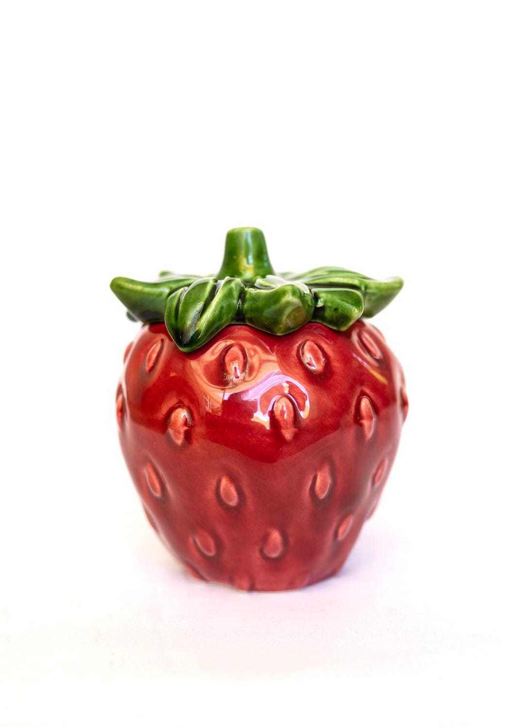 vintage-cemar-california-pottery-strawberry-sugar-bowl-with-leaf-lid