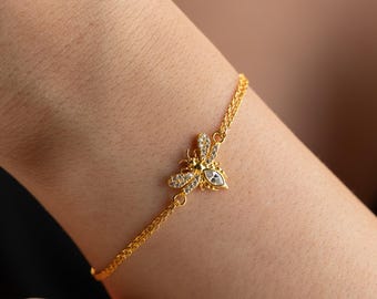 Baguette Bee Bracelet Sterling Silver Minimal Animal Charm Dainty Symbolic Elegant Gift Jewelry