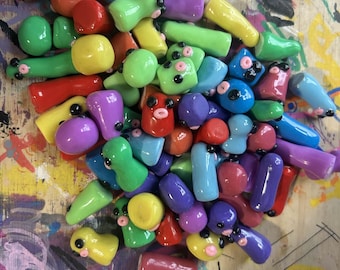 Mini Clay Guys - Handmade Desk Buddy Figurines (Random Colour)