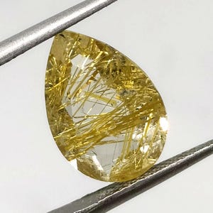 Golden Rutile Quartz Gemstone: 4 Carat Pear Cut Crystal for Jewelry